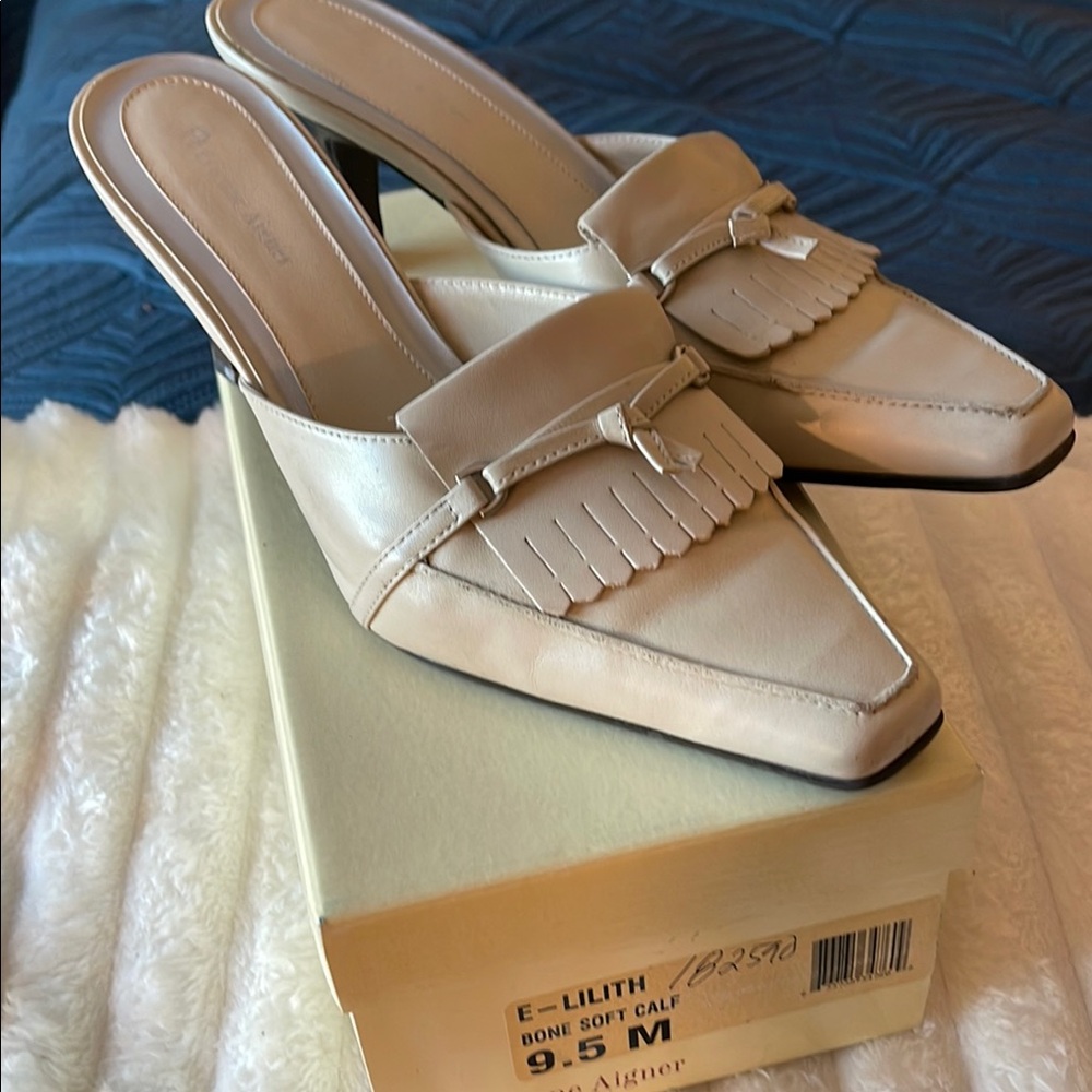 Etienne Aigner Elegant Cream Women's Mules